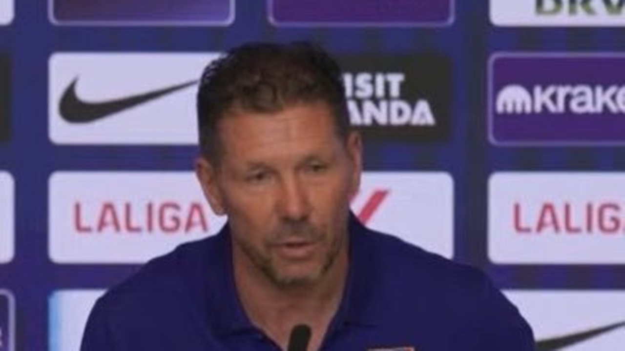 Simeone Ungkap Isi Pembicaraan Dengan Julian Alvarez
