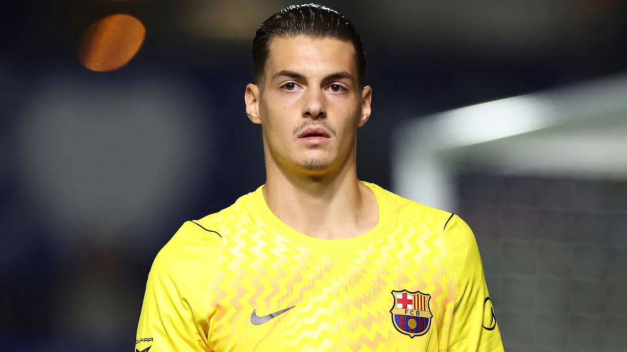 Tinggalkan Barcelona, Aron Yaakobishvili Dipinjamkan ke Almeria
