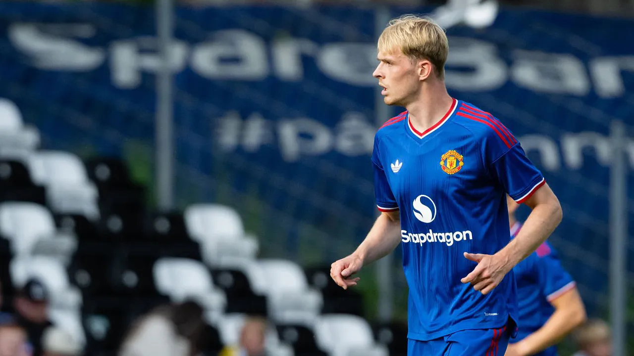 West Brom Tertarik Rekrut Toby Collyer dari Manchester United