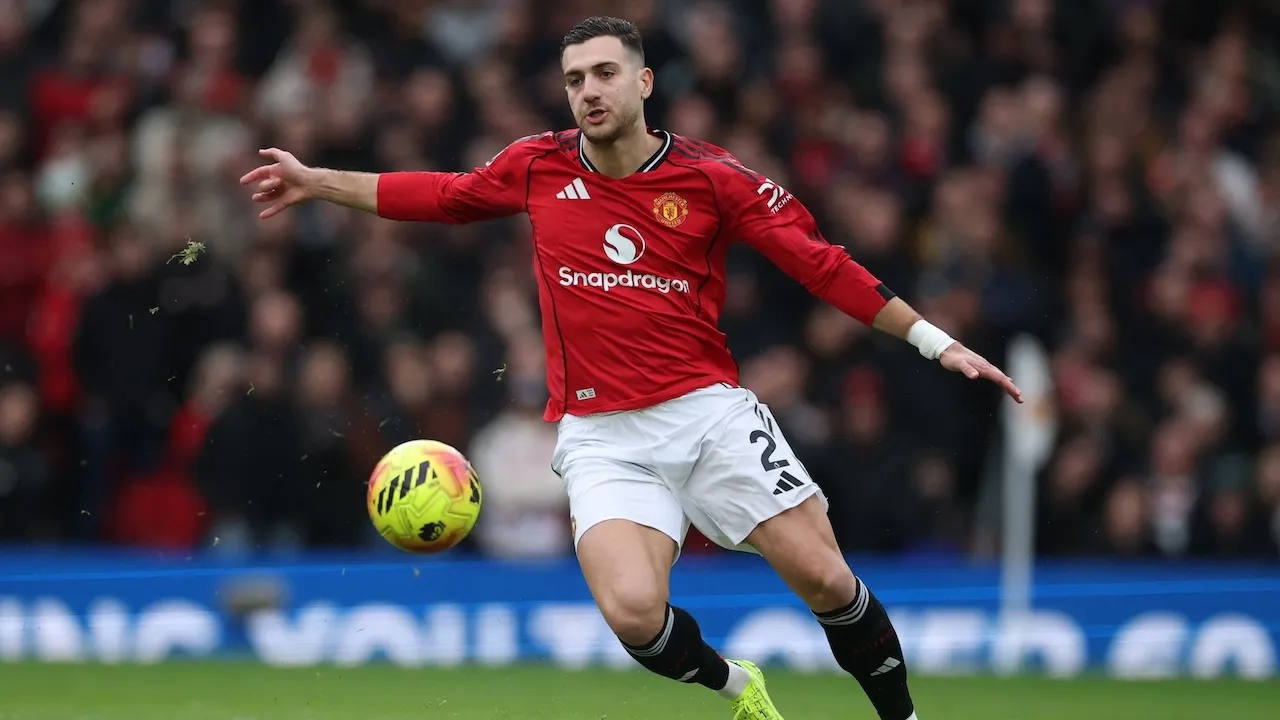 3 Rekannya di AC Milan, Diogo Dalot Akan Lebih Rajin Pantau Rossoneri