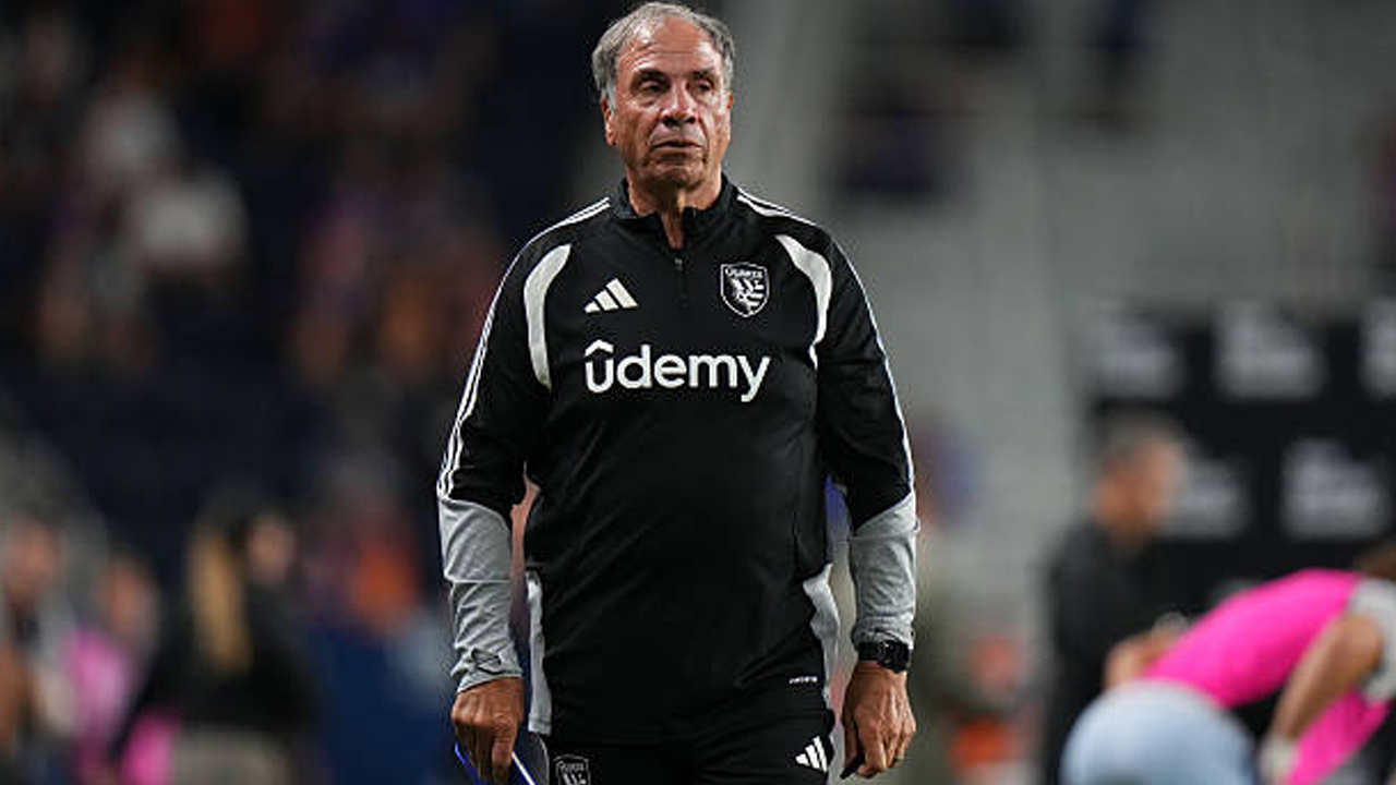 Bruce Arena Soroti Buruknya Pertahanan San Jose Earthquakes Jelang Lawan LA Galaxy