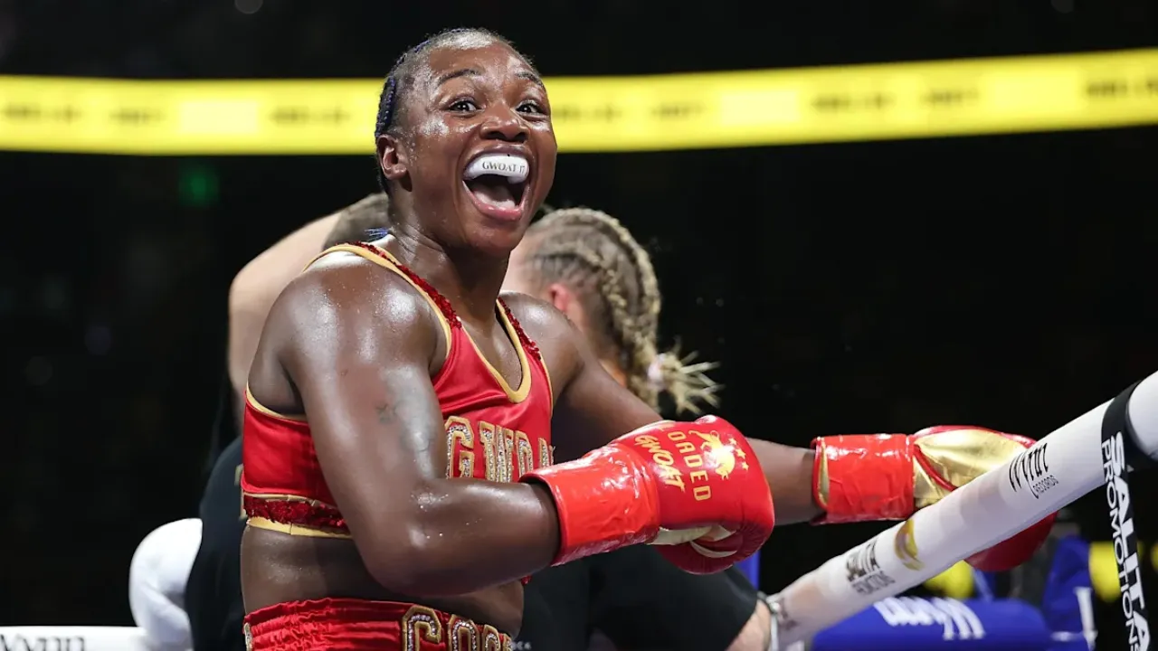 Claressa Shields memiliki beberapa opsi menarik setelah kembali ke kelas 160 pound. (Foto: Fight TV)