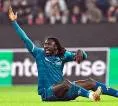 Como Harus Lepas Tiga Pemain Dulu sebelum Serius Kejar Moise Kean