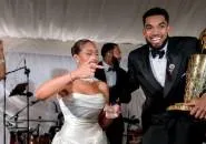 Karl-Anthony Towns Hadirkan Trofi NBA di Pernikahannya