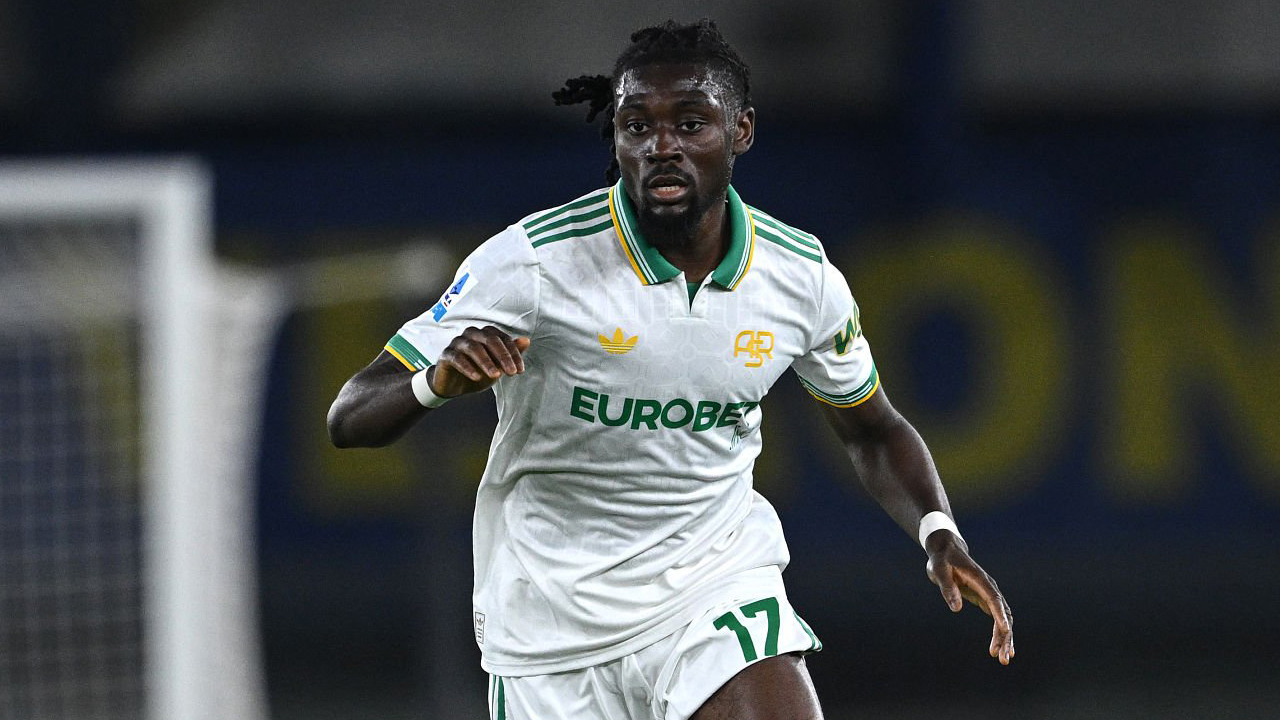 MU dan Chelsea Saling Sikut Demi Rekrut Manu Kone