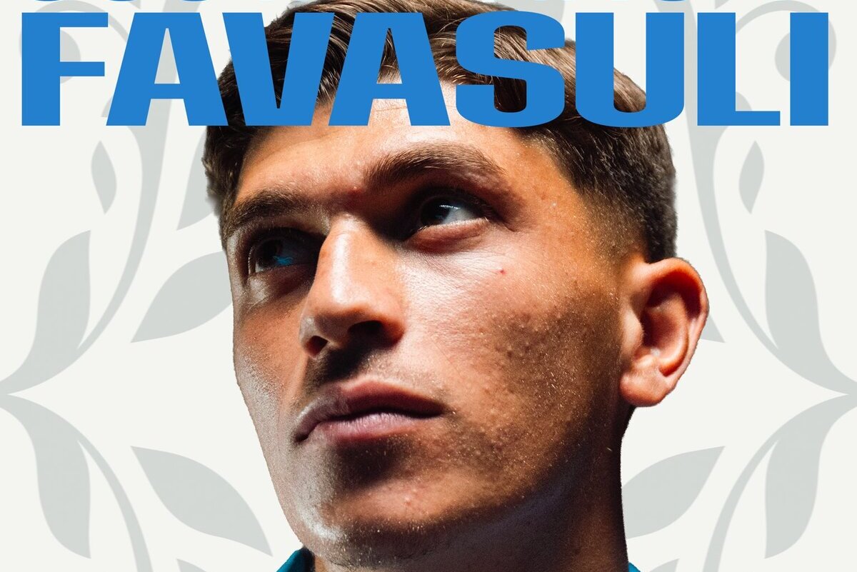 Napoli Resmi Boyong Favasuli dari Catanzaro dengan Nilai €7,5 Juta
