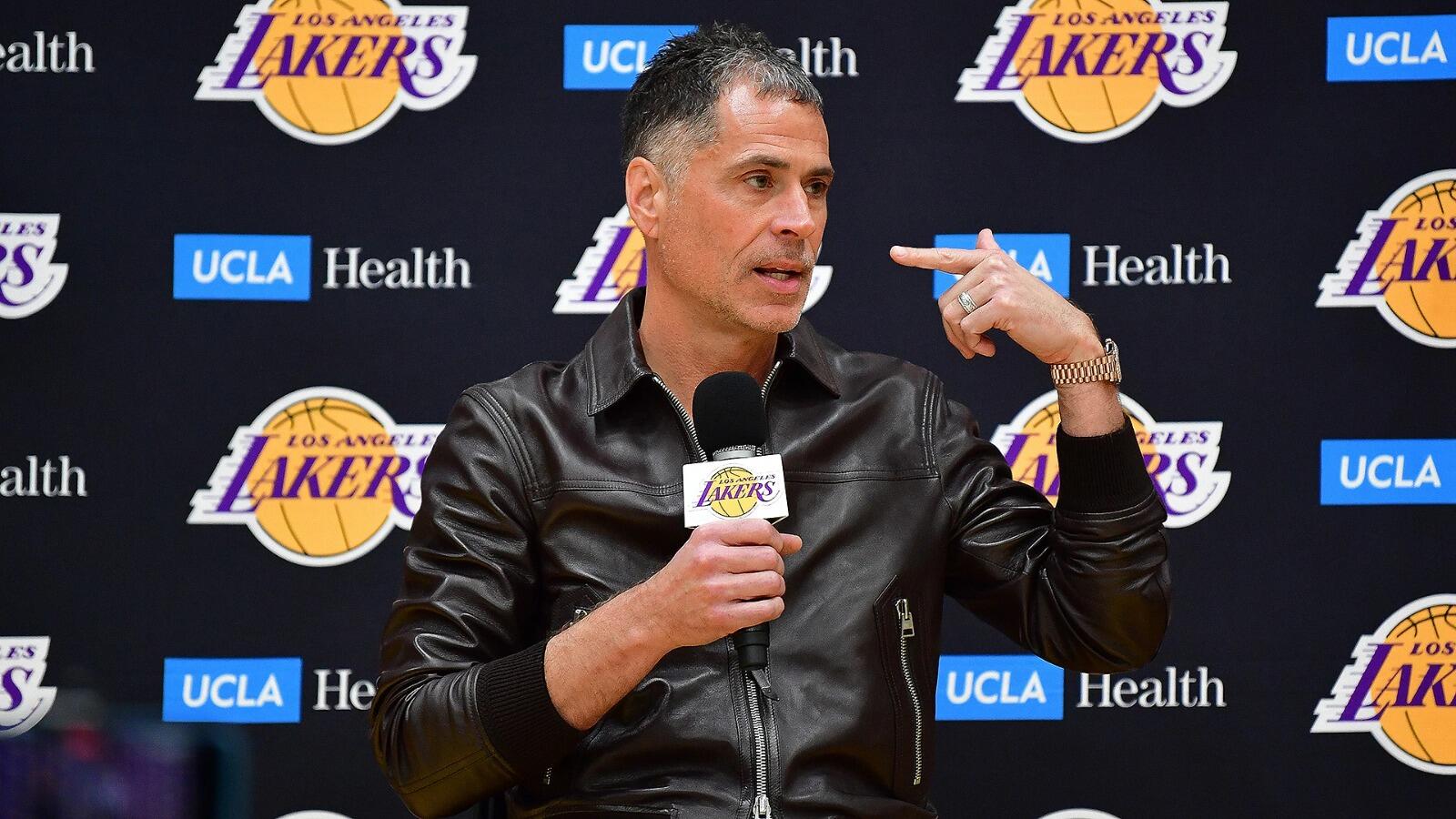 Perubahan Pemilik Lakers, Masa Depan Rob Pelinka Terancam
