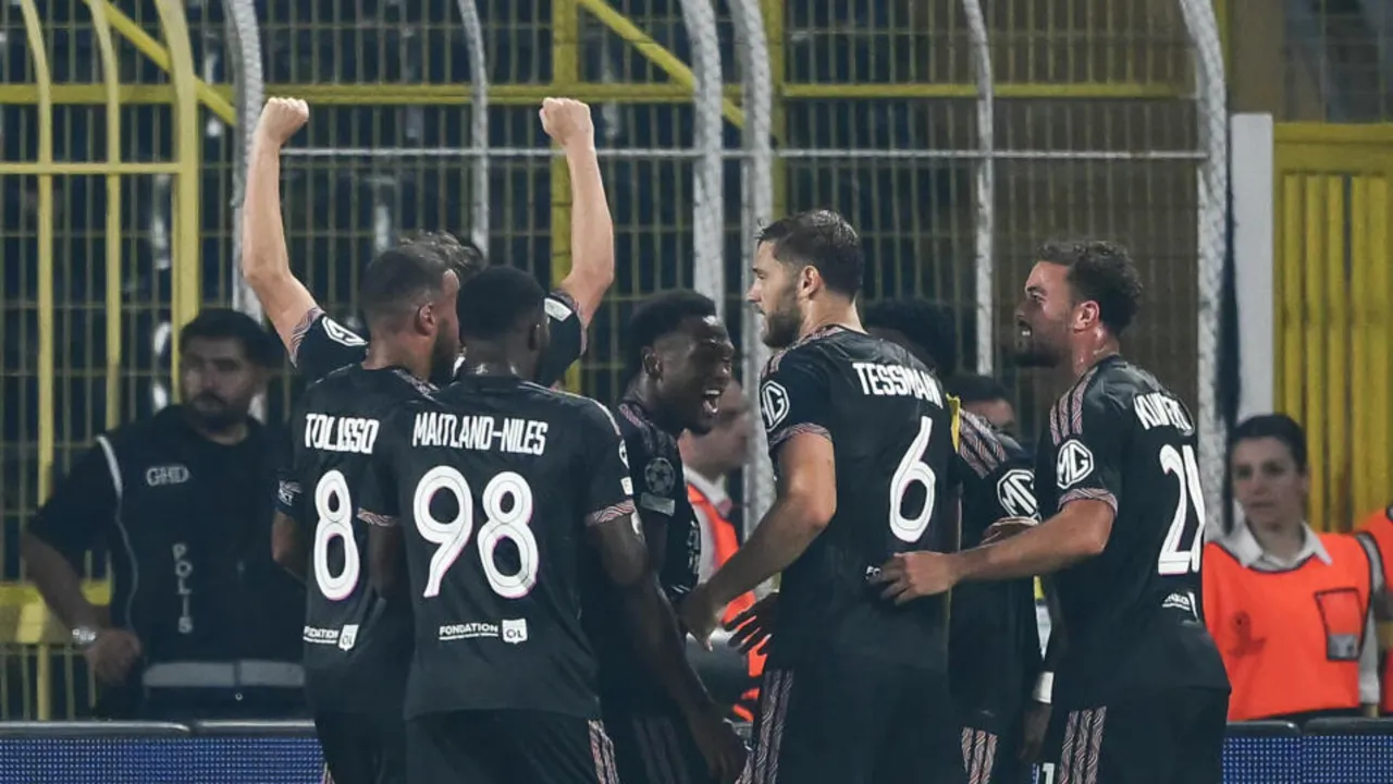 Corentin Tolisso dan Lois Openda
