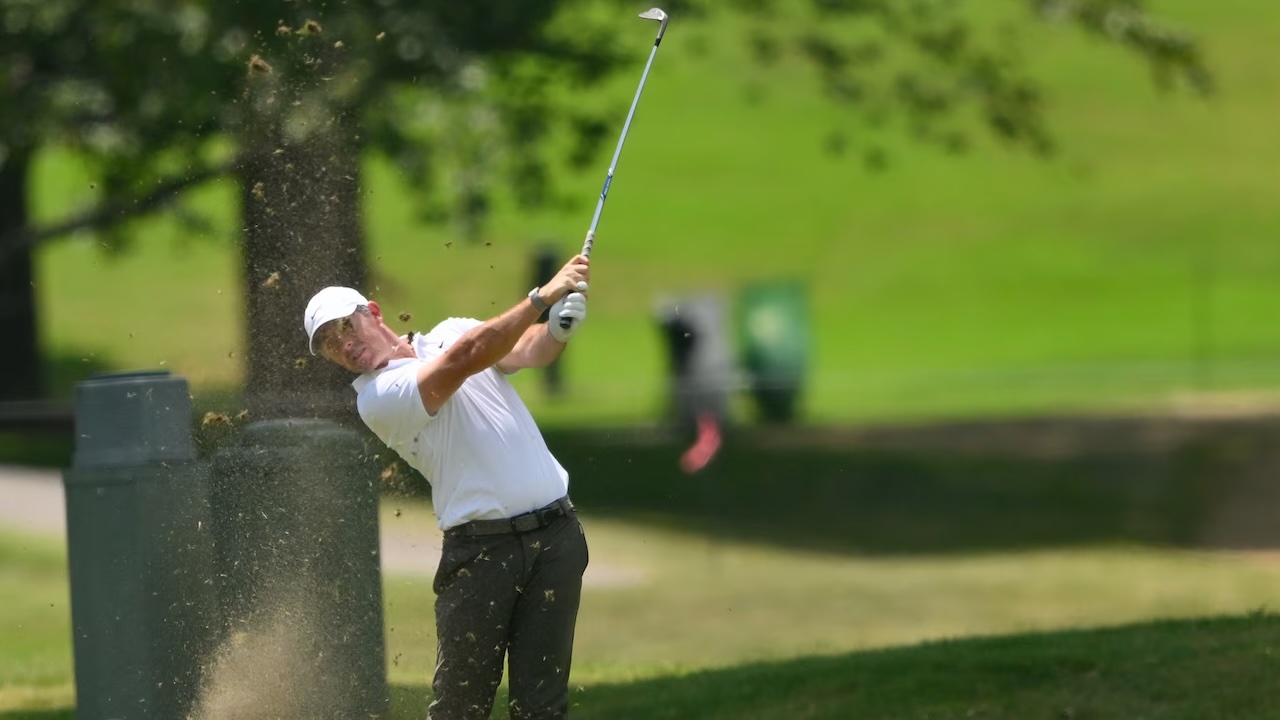 Rory McIlroy Terpuruk di Fedex St. Jude Usai Jarang Berlatih