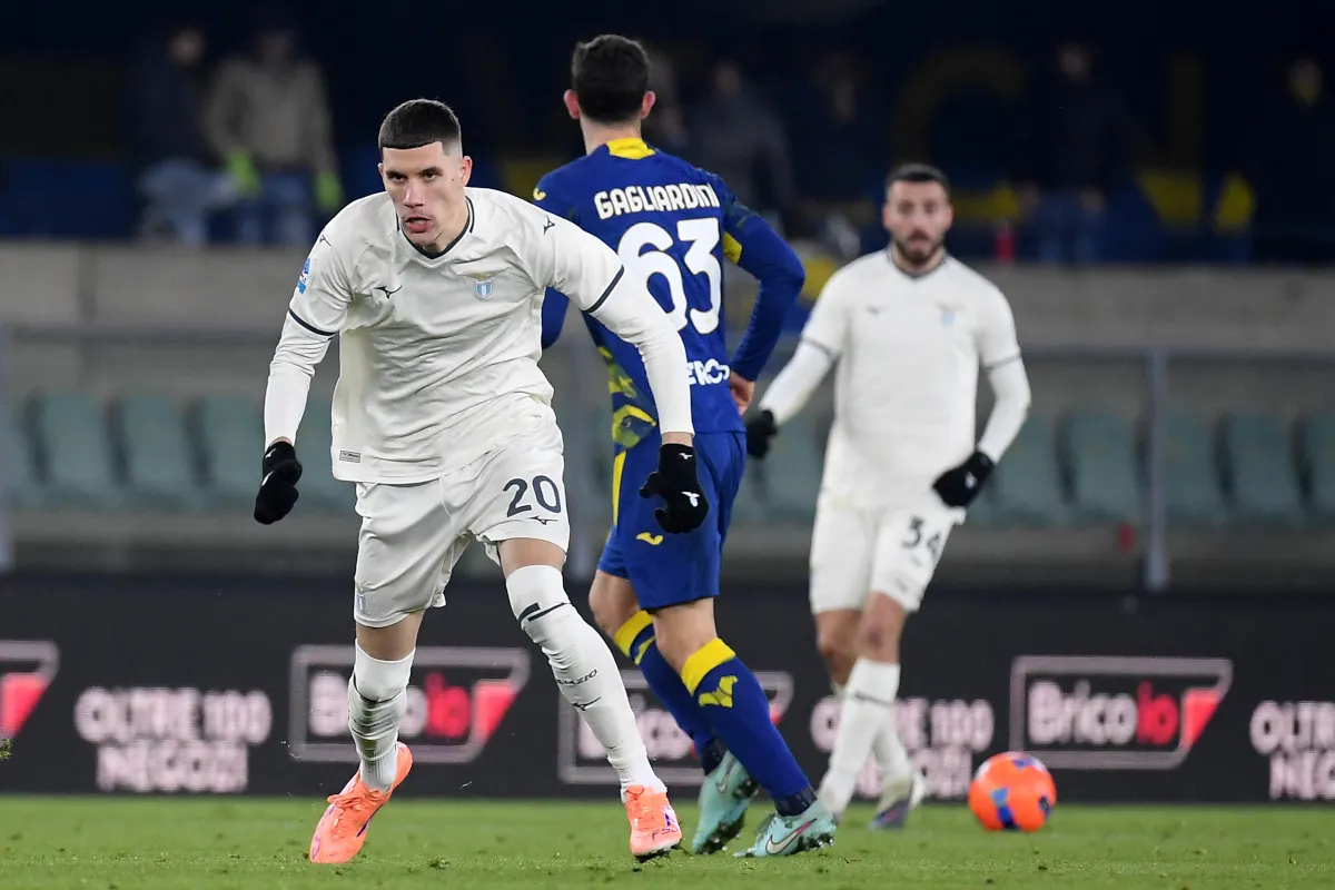 Southampton Lirik Ratkov, Fiorentina Siap Bersaing Dapatkan Icardi - sumber: (footballitalia)