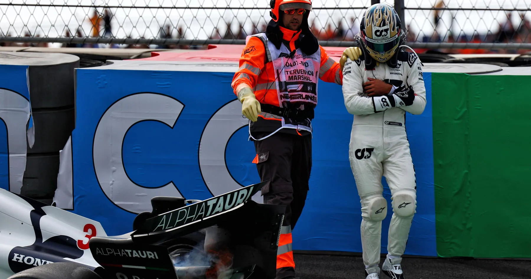 Substitusi Cedera F1: Ricciardo dan Hamilton Tergantikan - sumber: (racingnews365)