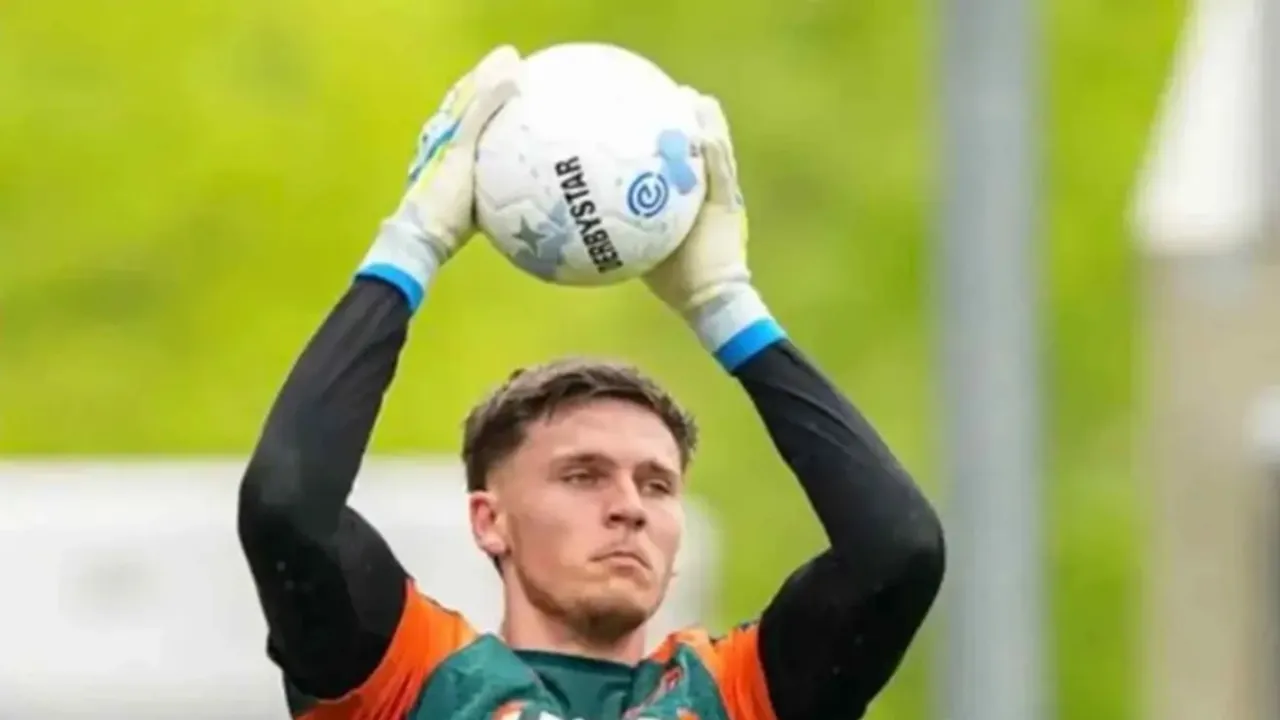 Valencia Datangkan Kiper Baru dengan Status Pinjaman