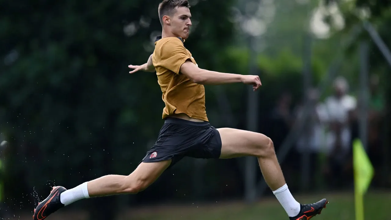 Andrej Kostic Resmi Dipinjamkan ke Sparta Rotterdam Semusim Penuh