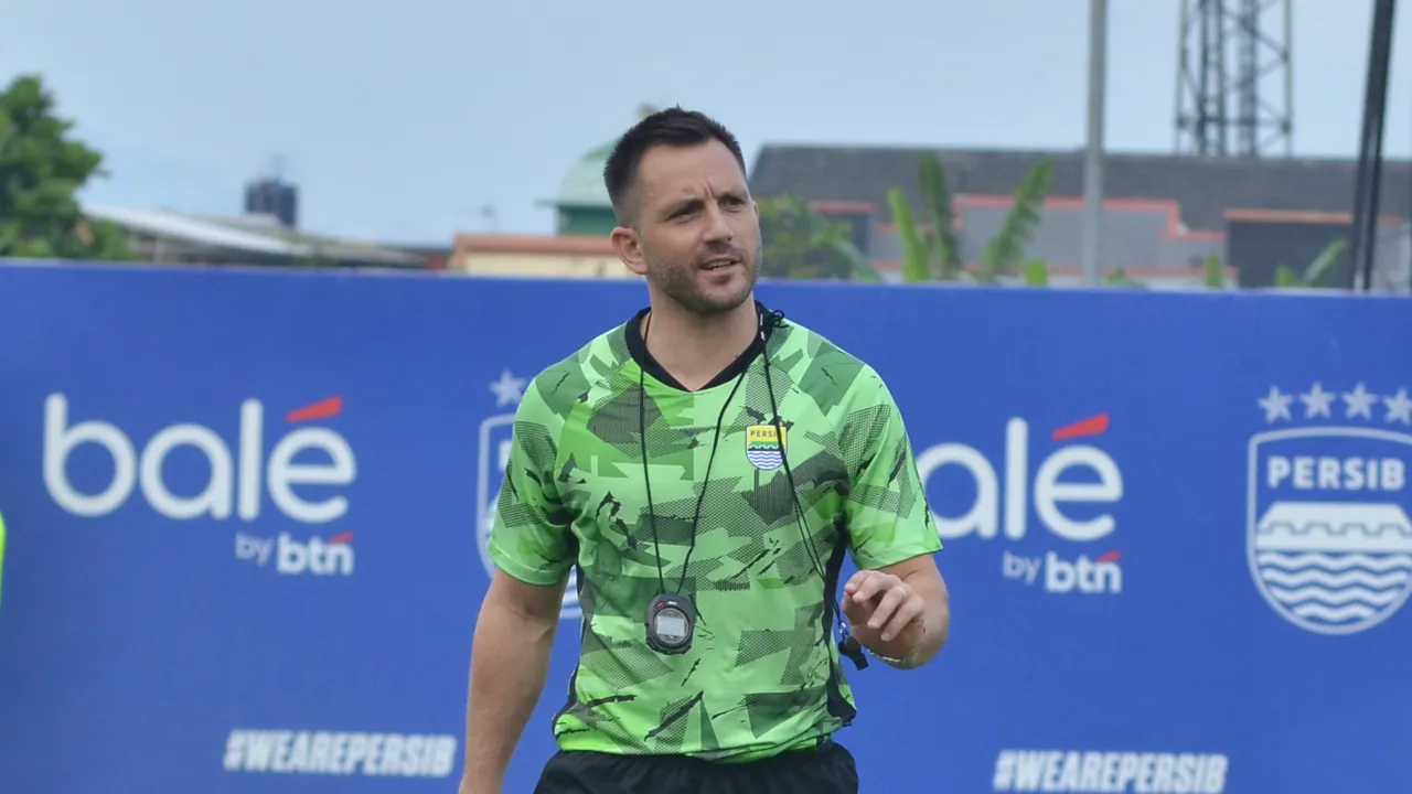 Pelatih fisik Persib, Karlo Reinholz