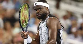 Frances Tiafoe Bendung Langkah Felix Auger Aliassime Di Cincinnati