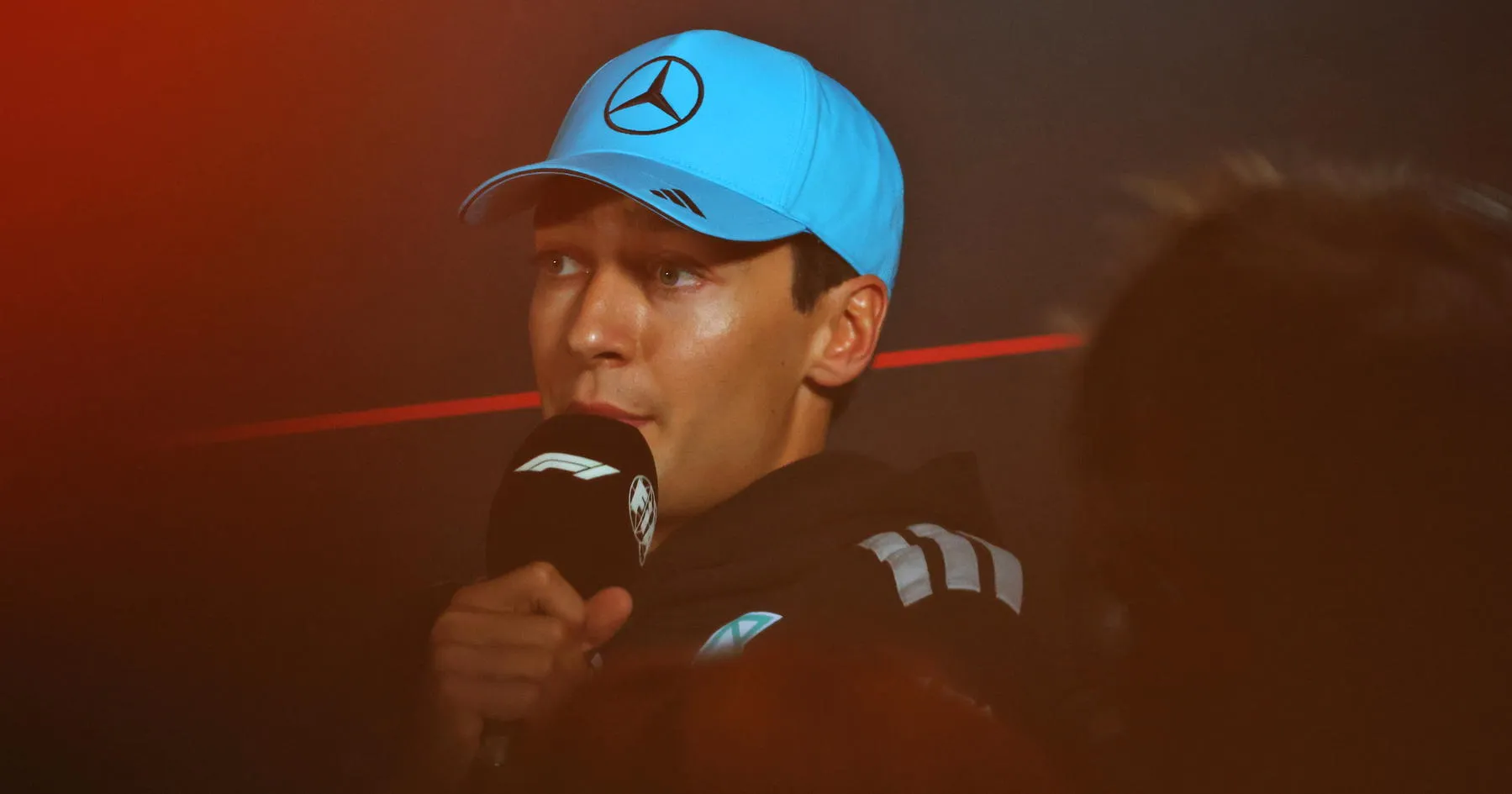 George Russell: Posisi di Mercedes Tak Terancam Verstappen - sumber: (racingnews365)