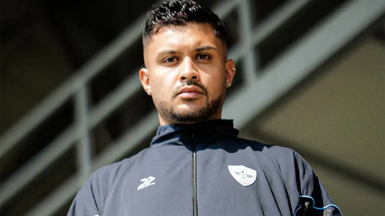 Penyerang Isenmulang Kalteng FC, Adriel Fernandez