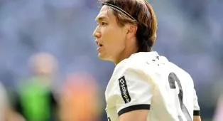 Ko Itakura Kembali ke Borussia Mönchengladbach, Apa yang Diharapkan?