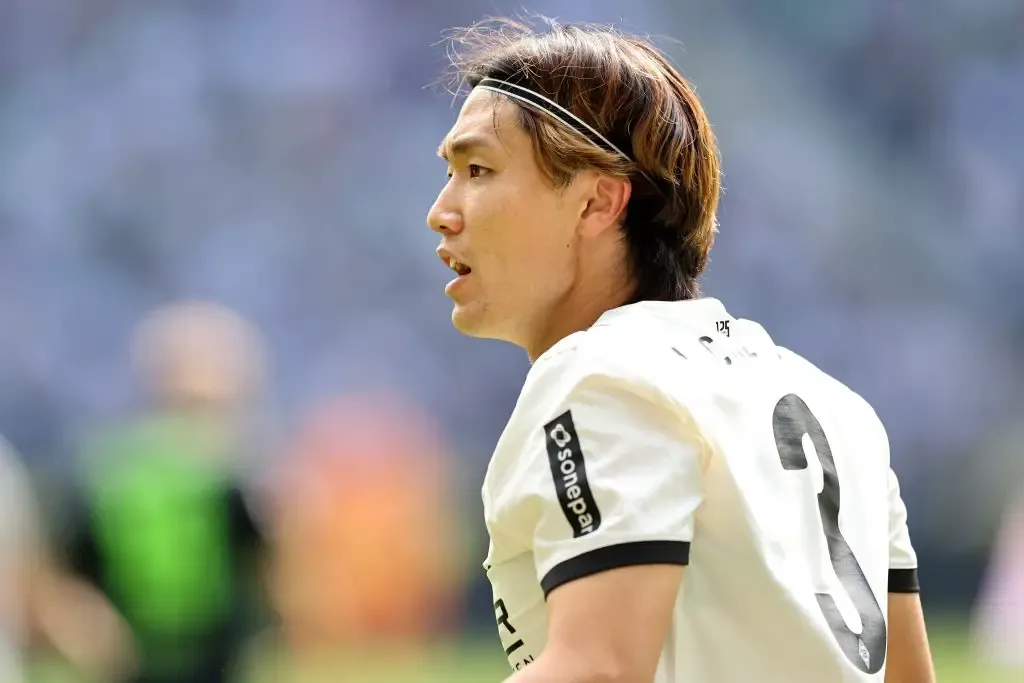 Ko Itakura Kembali ke Borussia Mönchengladbach, Apa yang Diharapkan? - sumber: (getfootballnewsgermany)