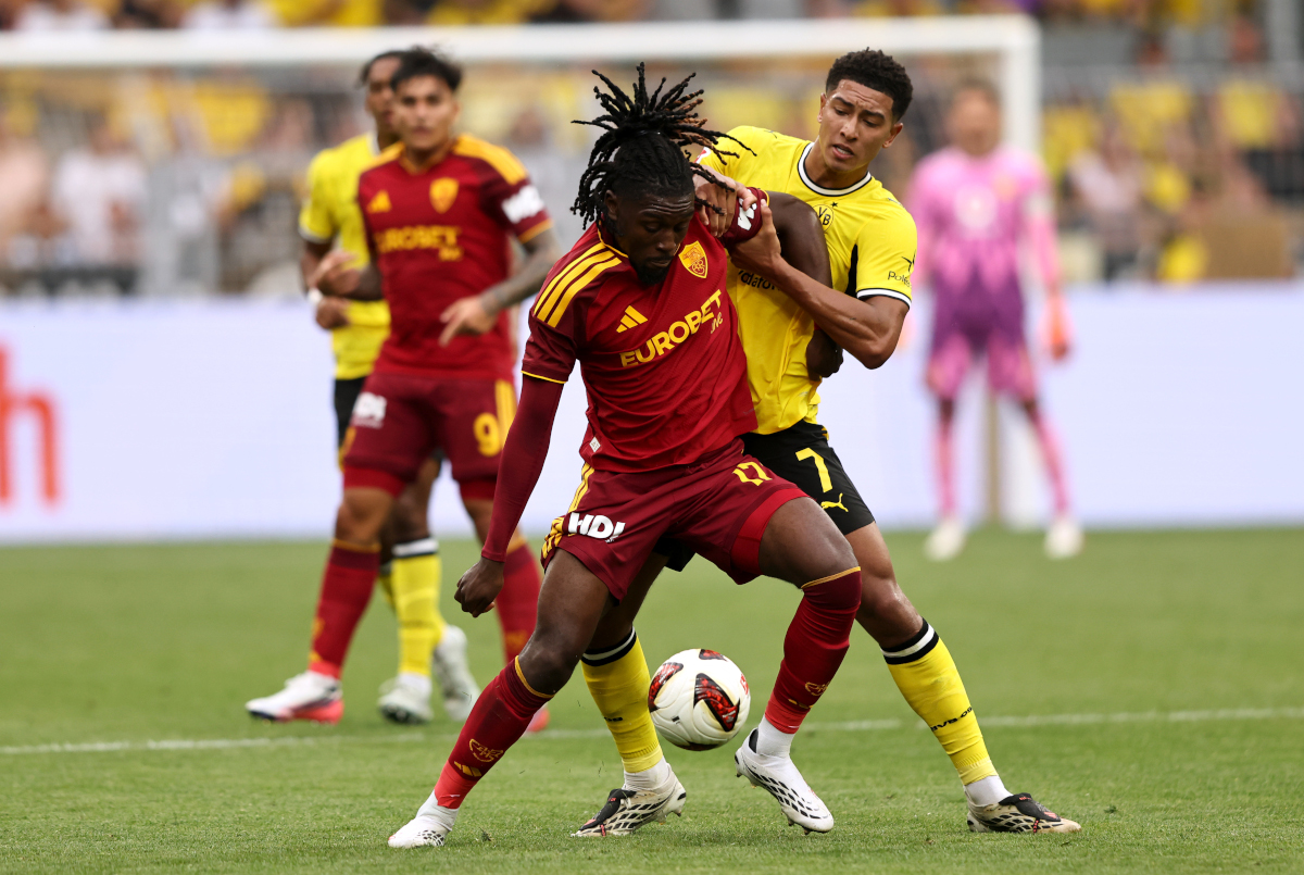 Manchester United Pilih Gelandang Brighton, Roma Lega Lepas dari Buru Kone