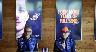 Max Verstappen Pertimbangkan Pensiun di Tengah Kesepakatan Baru Red Bull