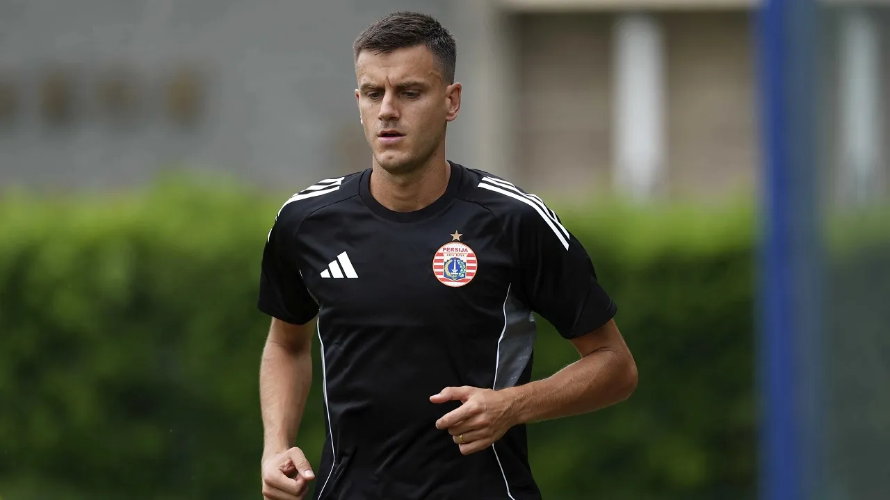 Penyerang anyar Persija Jakarta, Alexander Jeremejeff