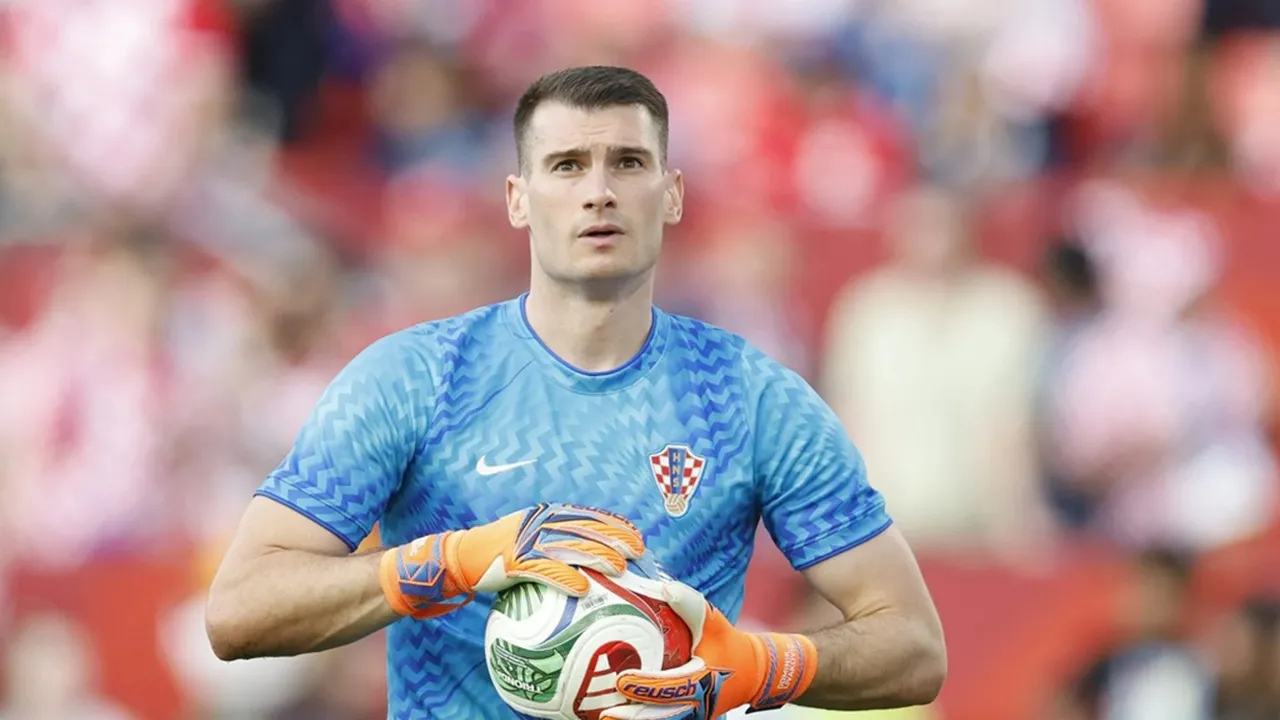 Barcelona Sepakati Harga Dominik Livakovic dengan Fenerbahce