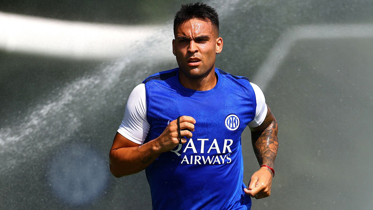Barcelona Tertarik Pada Lautaro Martinez, Tapi Transfernya Nyaris Mustahil