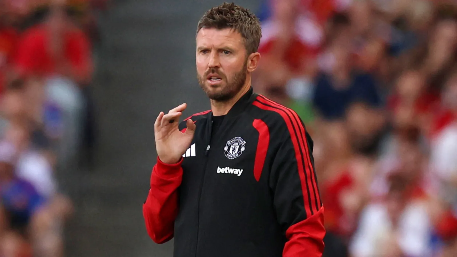 Carrick Siapkan Peran Unik untuk Carlos Baleba di Manchester United - sumber: (givemesport)