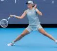 Elena Rybakina Cedera, Iga Swiatek Kembali Ke Semifinal Di Cincinnati