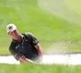 Gary Woodland Tampil Gemilang dan Berbagi Puncak BMW Championship