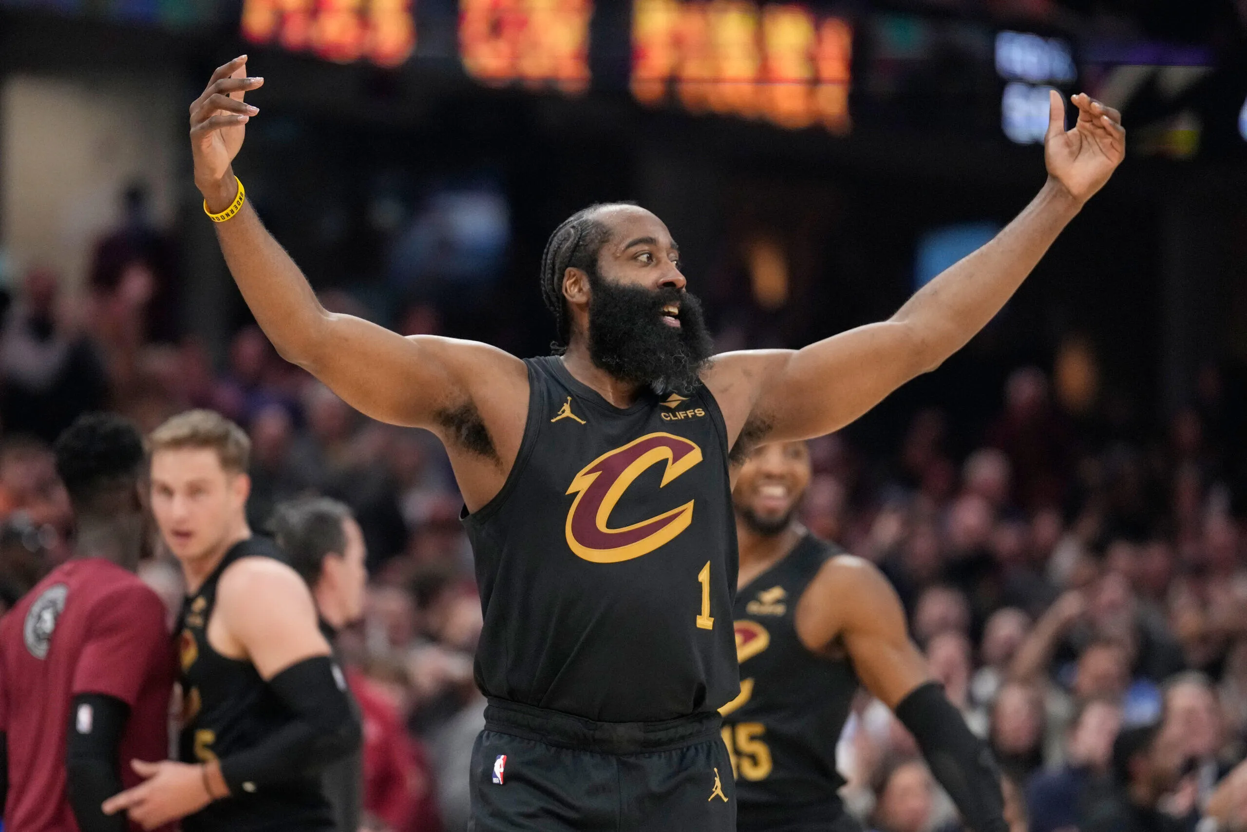 James Harden Teken Kontrak Baru dengan Cavaliers - sumber: (mainbasket)