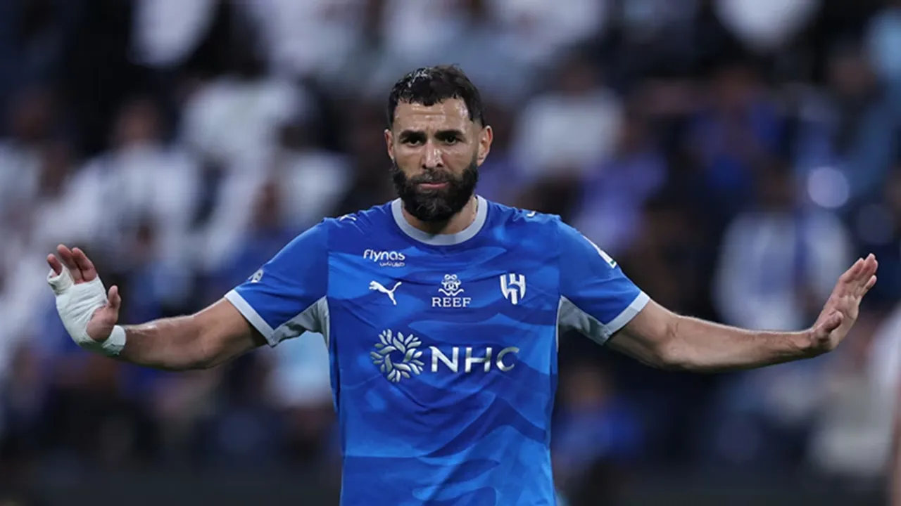 Karim Benzema Putuskan Bertahan Tetap di Al Hilal