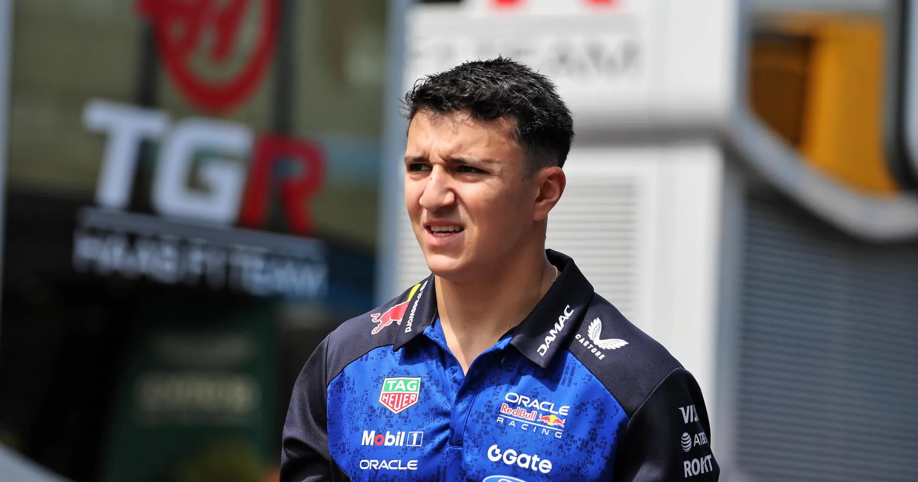 Red Bull Umumkan Kondisi Hadjar Usai Cedera Pergelangan - sumber: (racingnews365)