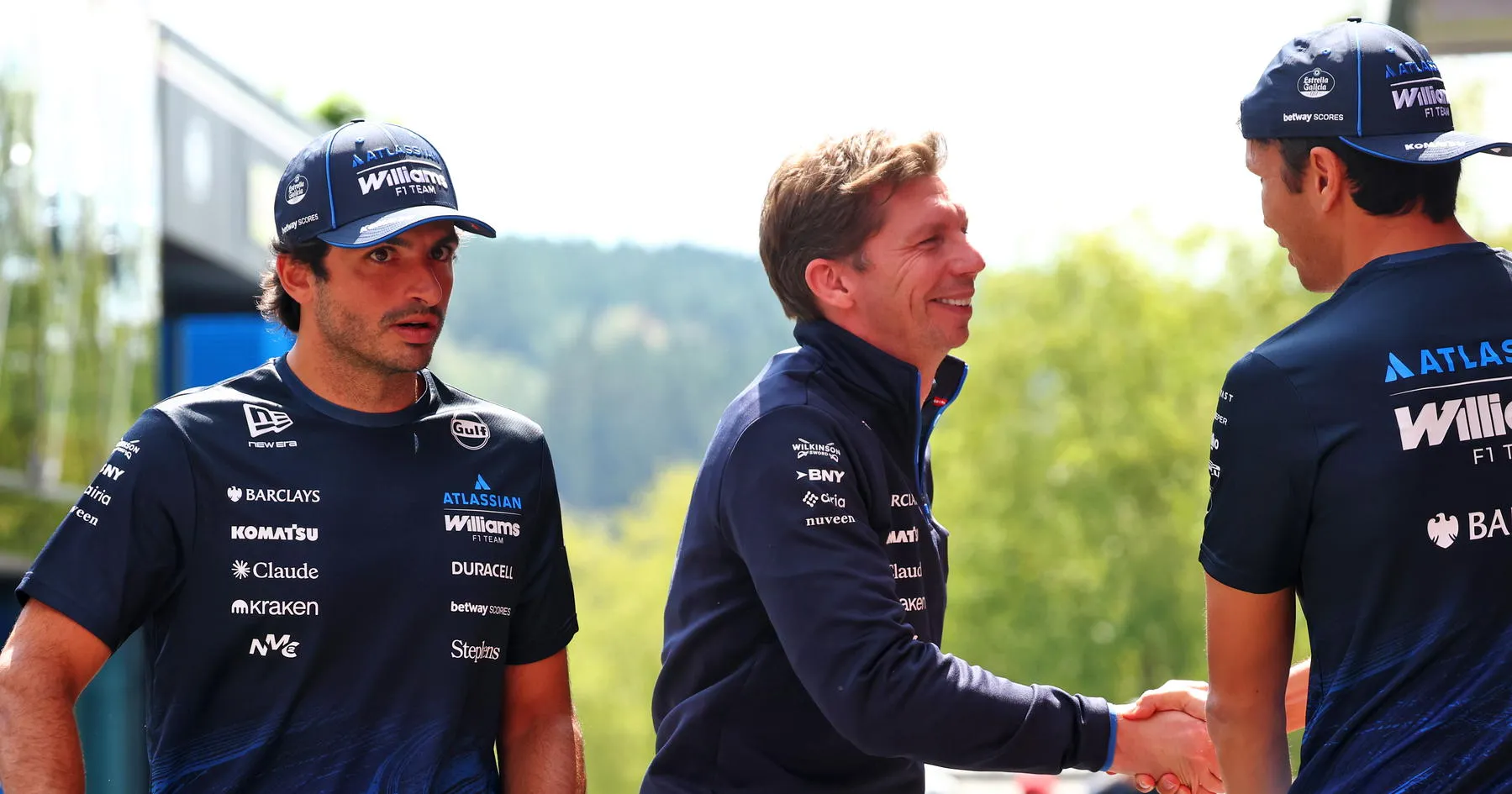 Williams Khawatir Kehilangan Albon dan Sainz Usai Kejutan - sumber: (racingnews365)