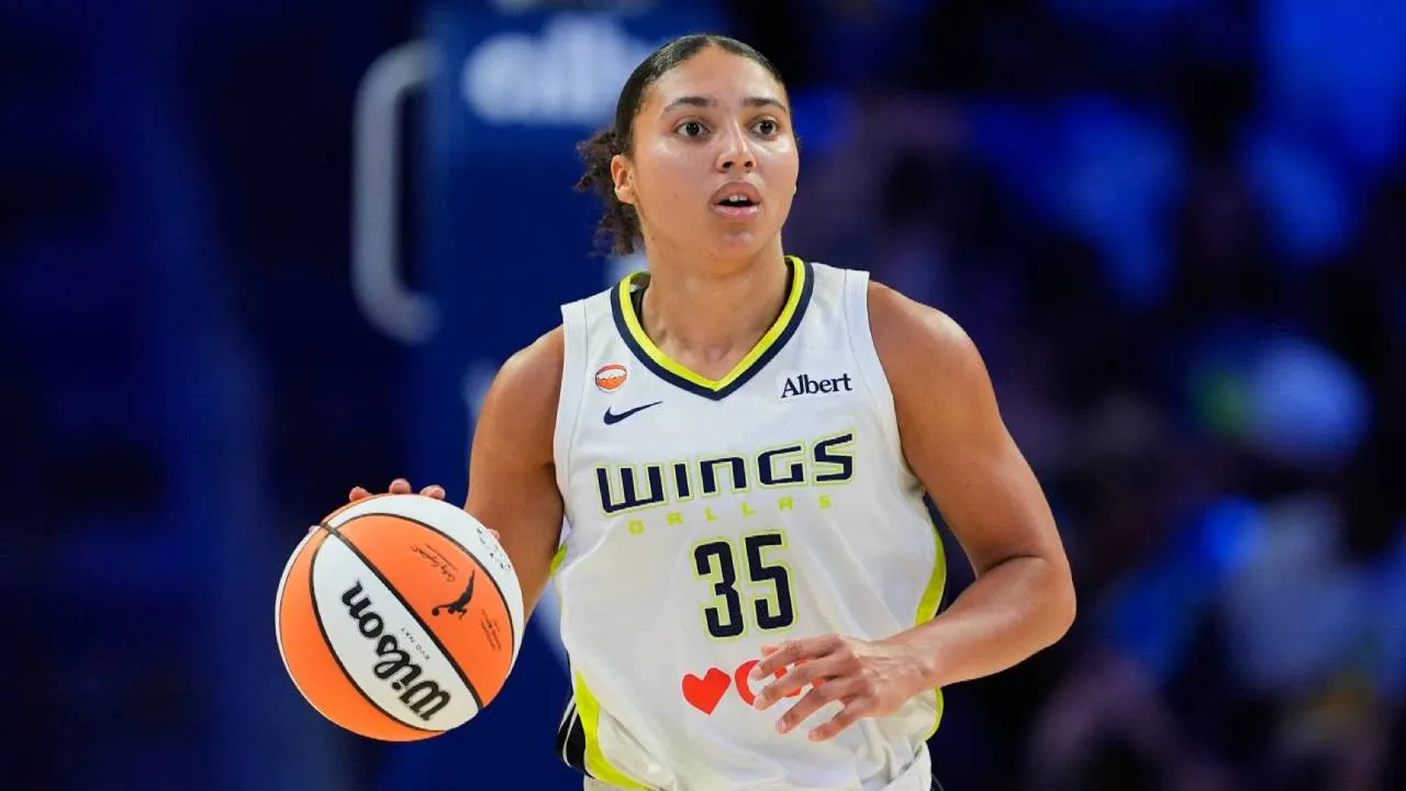 Bintang Rookie Wings Azzi Fudd Absen hingga Akhir Musim karena Cedera Lutut
