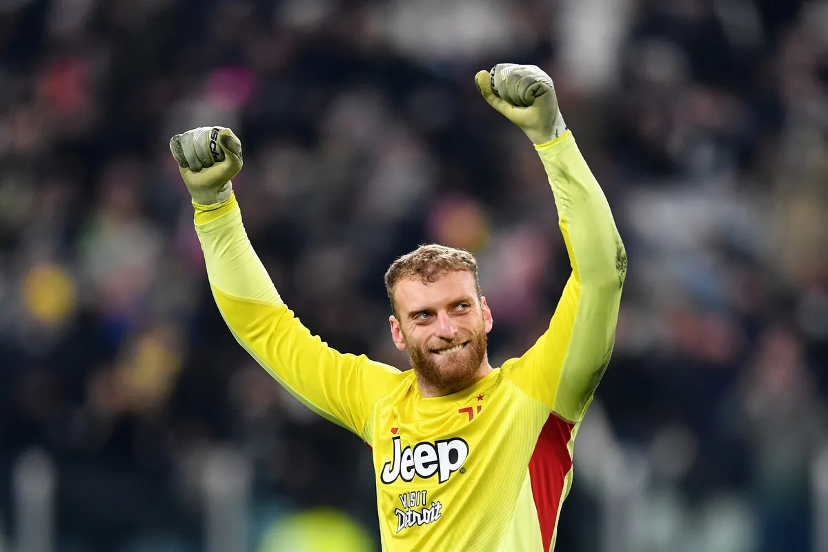 Bournemouth Incar Di Gregorio Meski Juventus Hampir Capai Kesepakatan - sumber: (footballitalia)
