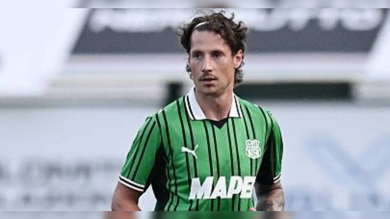 Demi Wujudkan Transfer Pinamonti, Lazio Tingkatkan Tawaran