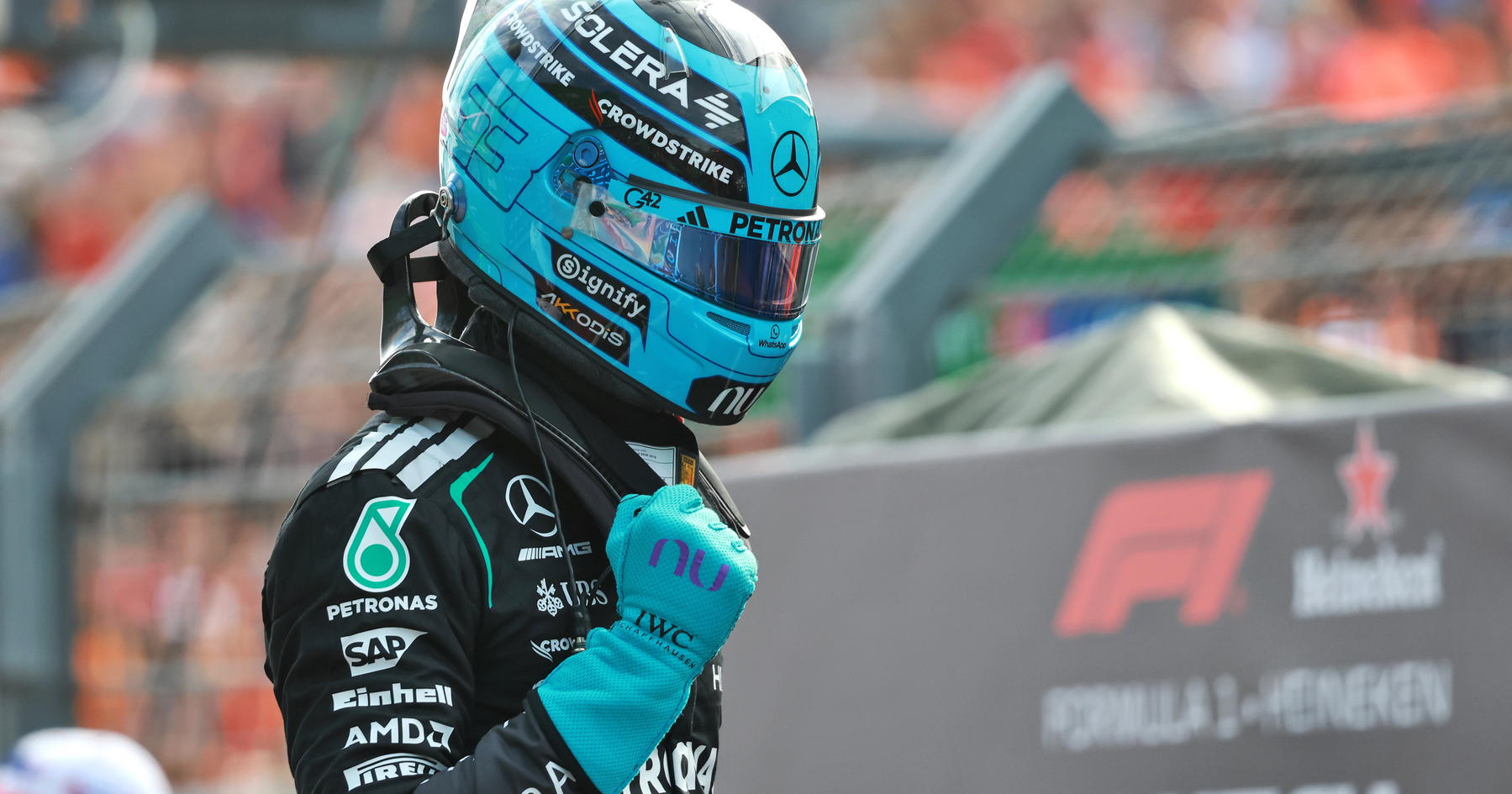 George Russell Unggul, Piastri Konfirmasi Pesan dari Sainz