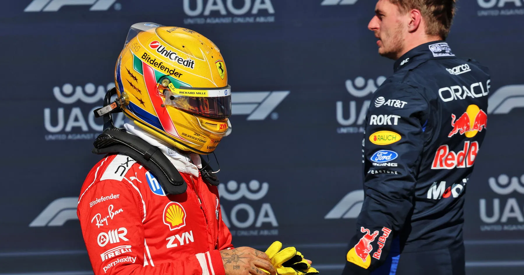 Hamilton dan Verstappen Bebas Sanksi Usai Investigasi GP Belanda - sumber: (racingnews365)