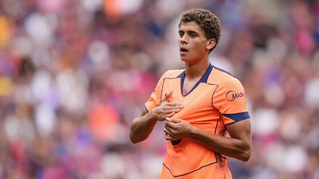 Hamza Abdelkarim Bisa Jadi Opsi Penyerang Tim Utama Barcelona