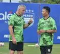 Mario Jozic Sebut Persib Masih Butuh Tambahan Kiper Anyar