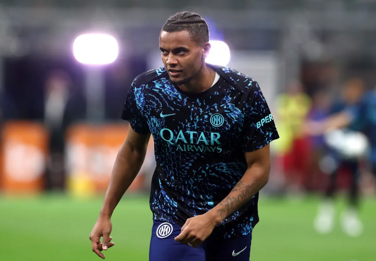 Akanji Puji Skuad Inter yang Meningkat dan Persahabatannya dengan Stones - sumber: (footballitalia)