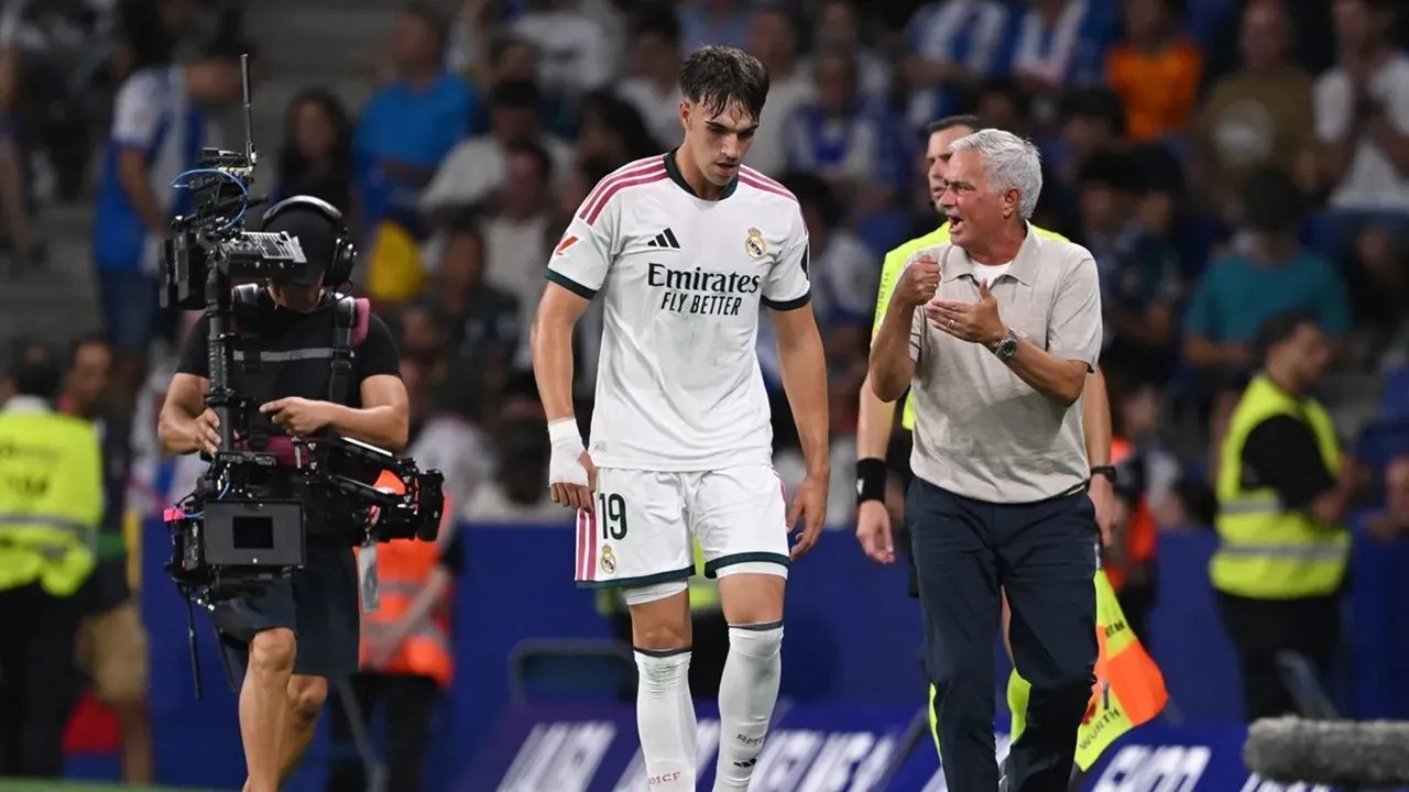 Carlos Espi Jadi Penentu Kemenangan, Mourinho Beberkan Sosoknya