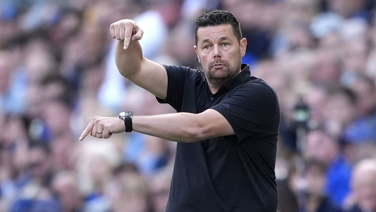 Crystal Palace Kalah dari Everton, Pierre Sage Ungkap Dua Masalah Timnya