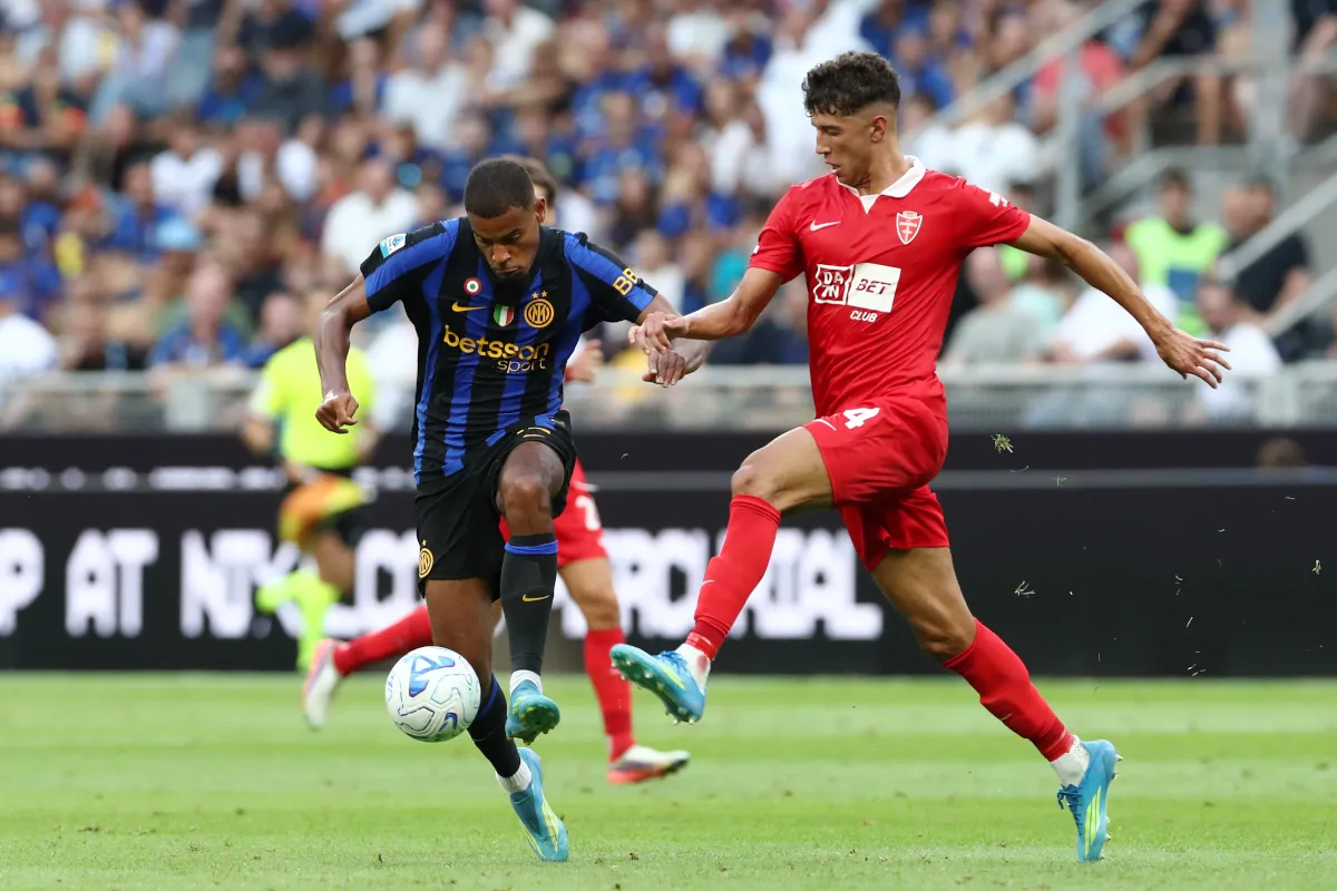 Inter Milan Bungkam Monza 4-1: Diouf Bersinar, Esposito Semakin Menjanjikan - sumber: (footballitalia)