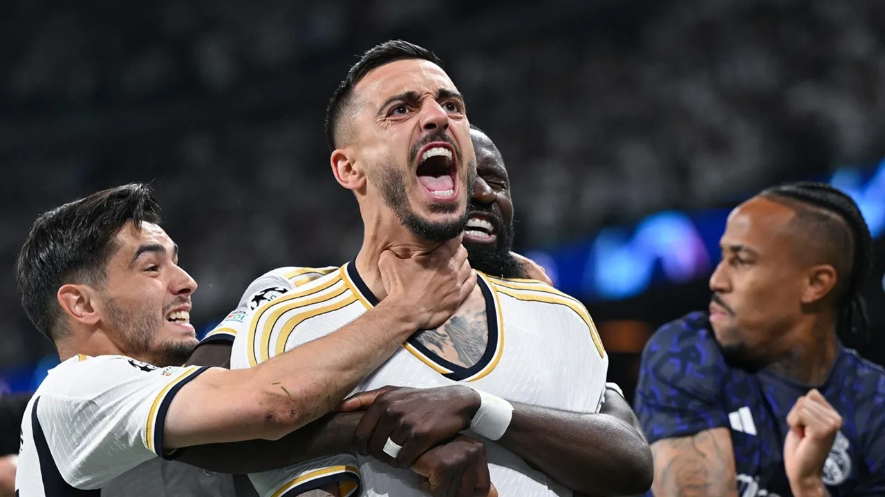 Joselu Puji Permainan Carlos Espi: Penyerang Murni
