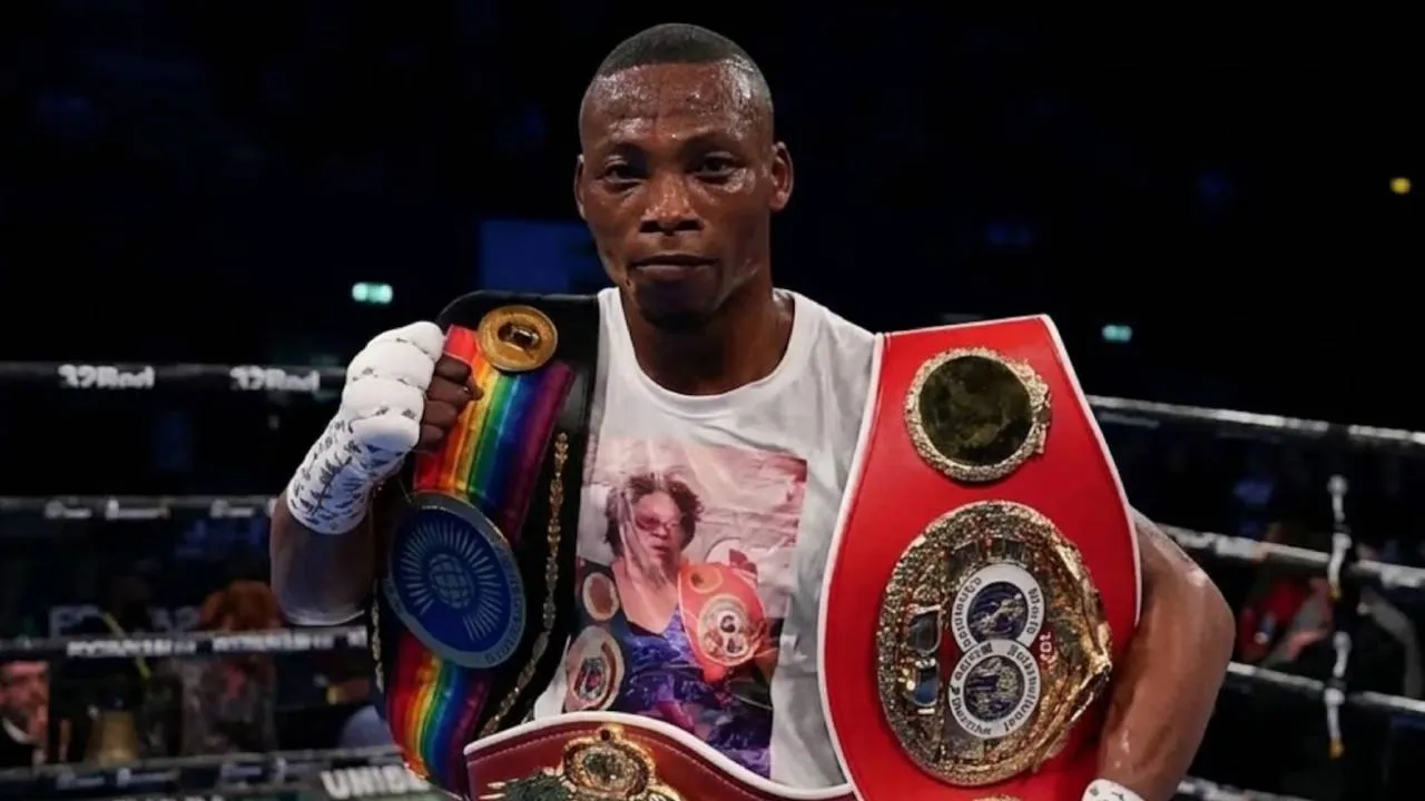 Zolani Tete dikenal dengan julukan "Last Born" dan paling diingat karena mencatat salah satu rekor paling luar biasa dalam sejarah tinju. (Foto: Fight TV)