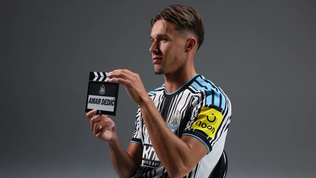Matthias Jaissle Pastikan Amar Dedic Siap Debut Lawan Liverpool