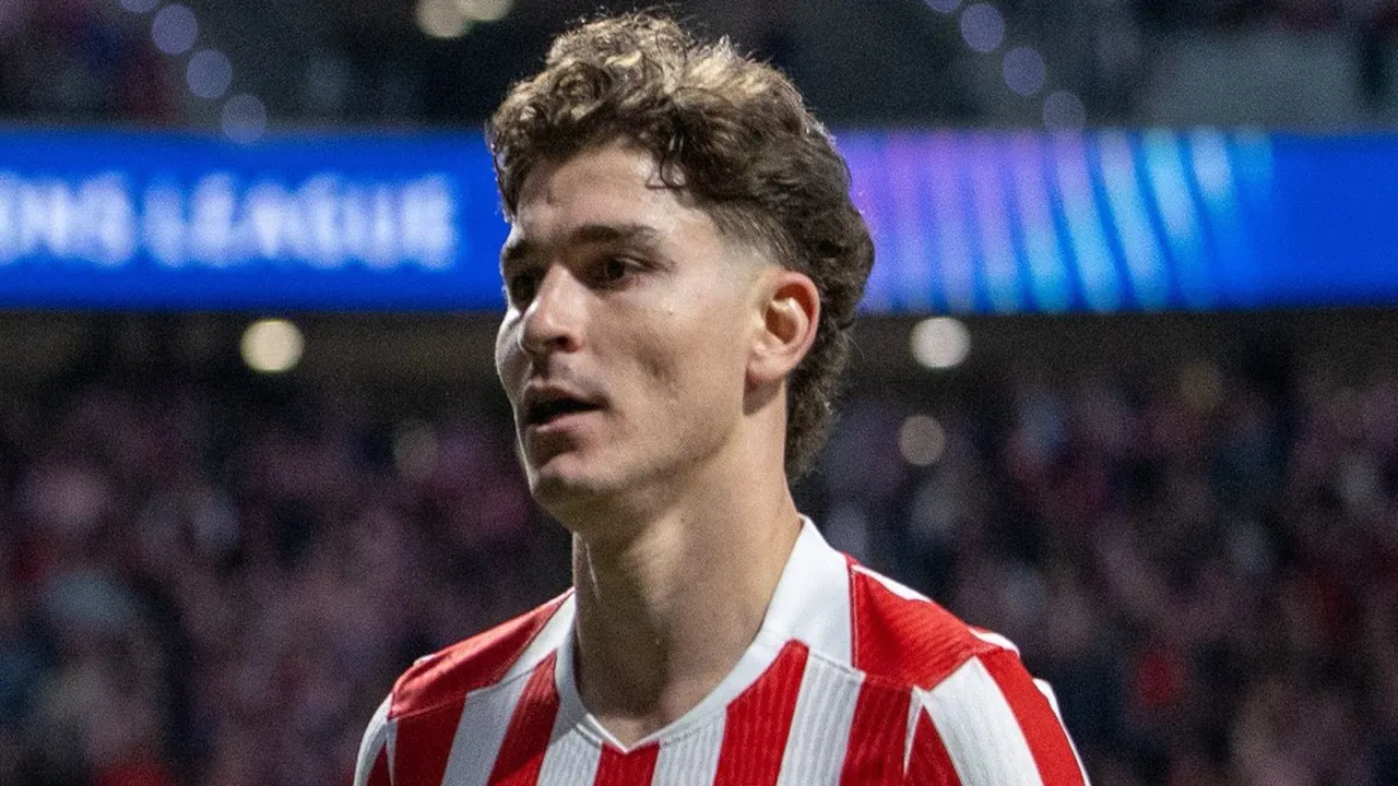 Simeone Tegaskan Sikap Atletico Madrid Terkait Julian Alvarez